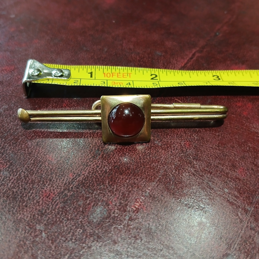 Vintage Gold Tone Tie Clip with Red Stone or Glass - Picture 3 of 6